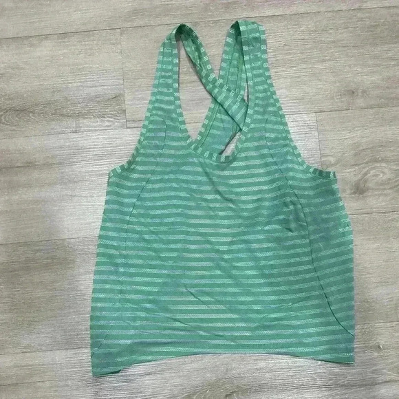 ZYIA Forest Green Nimbus Split Back Workout Tank Top - small - Picture 4 of 9